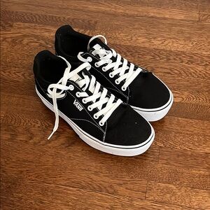 Vans Women’s Black and White Sneakers